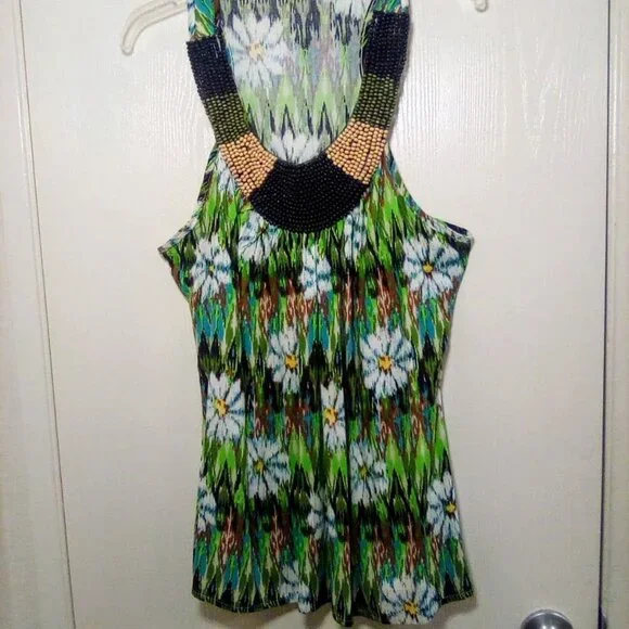 Green Floral Beaded Halter Style Top 1X - Picture 12 of 12